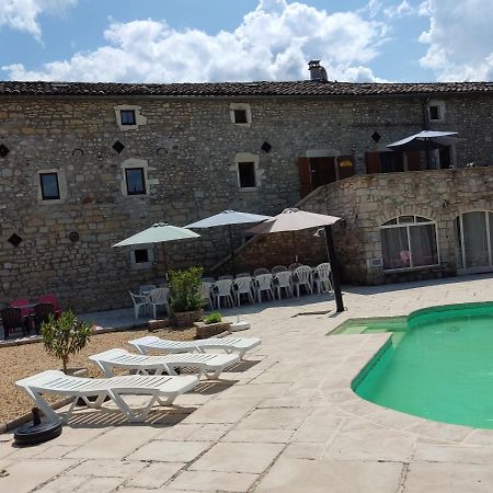 Les cigales location chambres en ardeche à Grospierres Exterior foto